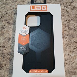 UAG Essential Armor Black Case